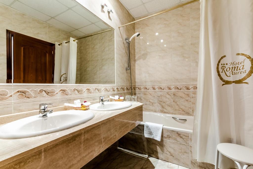 Roma Aurea Hotel Talavera de la Reina Buitenkant foto